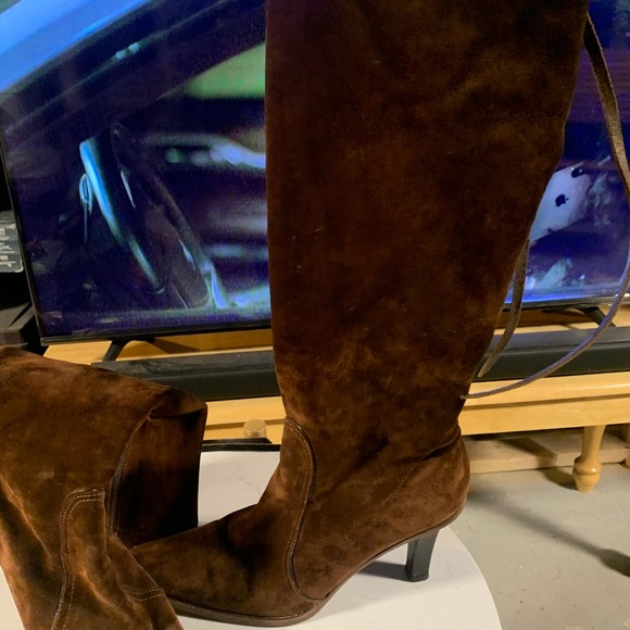 Suede and Leather Coach Boots Size 8 - Picture 3 of 5